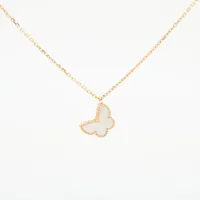 ヴァンクリーフ&アーペル スウィートアルハンブラ パピヨン シェル