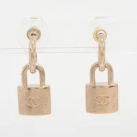 シャネル ココマーク 00T ピアス(両耳用) GP×プラスチック