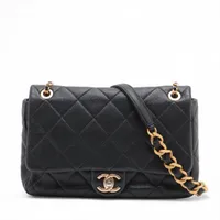CHANEL シャネル　マトラッセ　フリンジ　ショルダーバッグ　チェーン　黒 マトラッセ CHANEL チェーンバッグ 黒 フリンジ ショルダー