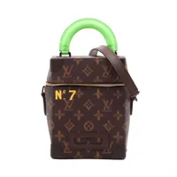 ヴィトン モノグラム No.7 ヴェルティカル ボックストランク M59664 ブラウン