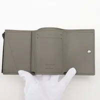 ヴィトン モノグラムシャドウ ヴィクターウォレット M13216