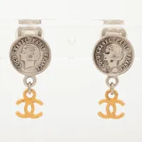 シャネル CHANEL ターンロック　イヤリング　　96 シルバー シャネル CHANEL ターンロックイヤリング96 シルバー