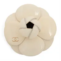 シャネル カメリア 02P ブローチ GP ホワイト