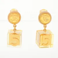 シャネル　イヤリング　ゴールド シャネル ピアス ココ クラッシュ コレクション イヤリング