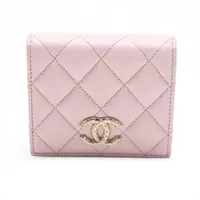 シャネル マトラッセ キャビアスキン コンパクトウォレット ピンク ゴールド金具 ランダムシリアル