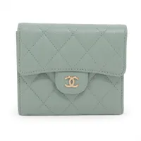 シャネル マトラッセ キャビアスキン コンパクトウォレット ライトグリーン ゴールド金具 ランダムシリアル
