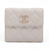 シャネル マトラッセ ラムスキン コンパクトウォレット グレー ゴールド金具 ランダムシリアル