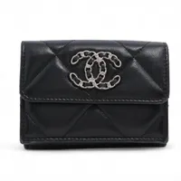 超美品 激カワ❤ CHANEL 19ディズヌフ チェーンウォレット コインパース 1207153157_6390335dbfc02.jpg