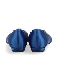 マノロブラニク ハンギシ ロイヤルブルー サテン　37 マノロブラニク Manolo Blahnik ハンギシサテンヒールパンプス
