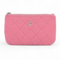yoシャネルポーチ ポーチ 、ケース - スモール レザー グッズ — Mode | CHANEL