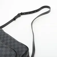ルイヴィトン ダミエグラフィット イオ ショルダーバッグ N45252 メンズ ルイ・ヴィトン LOUIS VUITTON イオ N45252 ブラック ダミエ