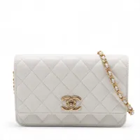 【美品】CHANEL チェーンウォレット　ホワイトカメリア シャネル マトラッセ キャビアスキン チェーンウォレット
