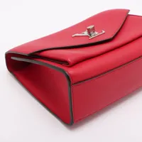 ルイ ヴィトン ロックミー 2 BB LVロゴ カーフレザー M51202 レッド