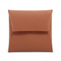 【美品】エルメス HERMES バスティア コインケース エプソン 2024年製 エルメス バスティア ヴォーエプソン コインケース エトゥープ