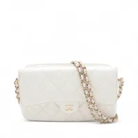 シャネル マトラッセ キャビアスキン チェーンショルダーバッグ フォンケース ホワイト ゴールド金具 ランダムシリアル
