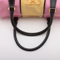 プラダ サフィアーノ レザー ハンドバッグ プラダ サフィアーノ レザー 2WAYハンドバッグ ピンクxイエローx