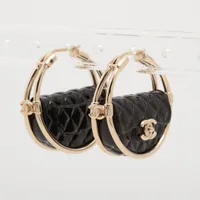 シャネル ココマーク マトラッセ B23C ピアス(両耳用) レジン ブラック