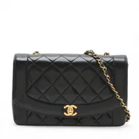 シャネル マトラッセ ラムスキン シングルフラップ シングルチェーンバッグ ダイアナフラップ ブラック ゴールド金具 2番台