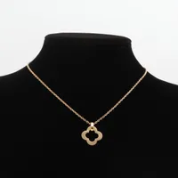 ヴァンクリーフ&アーペル ビザンチンアルハンブラ ネックレス 750(YG