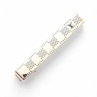 ルイヴィトン クラヴァット モノグラム スターズ 7CM ネクタイ M78023 ルイヴィトン クラヴァット モノグラム スターズ 7CM ネクタイ