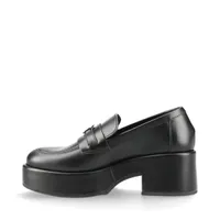 シャネル ココマーク 22B レザー ローファー 35 1/2 レディース