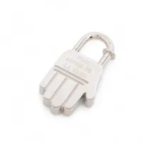 【希少2002】14 HERMES エルメス　カデナ　ハンド　シルバー エルメス カデナ ハンド 2002 チャーム GP シルバー A3913686