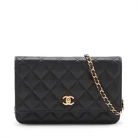 CHANEL 大人気！チェーンウォレット シルバー マトラッセ CHANEL シャネル マトラッセ キャビアスキン チェーンウォレット