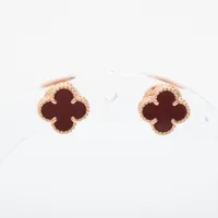 新品同様 ヴァンクリ&アーペルズ スウィートアルハンブラ　カーネリアンピアス VanCleef＆Arpels スウィートアルハンブラ ピアス カーネリアン