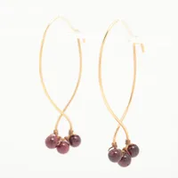 4℃ アクアマリン キュービックジルコニア ピアス K10(WG) 0.6g