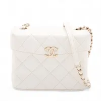 シャネル マトラッセ ラムスキン シングルフラップ シングルチェーンバッグ ホワイト ゴールド金具 ランダムプレート