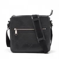グッチ GGエンボス ショルダーバッグ レザー 406410 メンズ GUCCI 中古