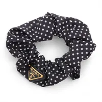 シャネル ロゴ 22C シュシュ シルク ブラック×アイボリー