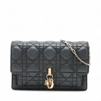 未使用級✨Dior ディオール　ケース　カナージュ　総柄　ブラック　レッド Christian Dior ディオール カナージュ ロータスウォレット 三