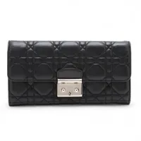 ディオール レディディオール カナージュ レザー キーケース