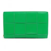 【近年モデル】ボッテガヴェネタ コントラスト マキシイントレ ジップアラウンド 近年モデル】ボッテガヴェネタ コントラスト マキシイントレ ジップ