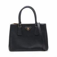 プラダ サフィアーノ レザー ハンドバッグ プラダ サフィアーノ レザー ハンドバッグ ブラック 1BA227