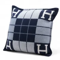 エルメス アヴァロン クッション ウール×カシミヤ グレー A3463604