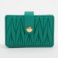 ミュウミュウ 希少カラー マテラッセケース　カードケース グリーン ミュウミュウ マテラッセ レザー カードケース グリーン