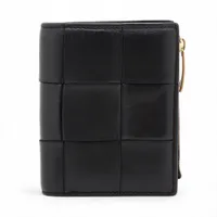 ボッテガヴェネタ マキシイントレチャート カセット レザー