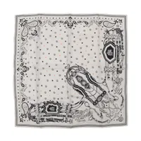 HERMES エルメス カレ90 スカーフ 【着物と印籠】 エルメス カレ90 KIMONOS et INROS 着物と印籠 スカーフ シルク