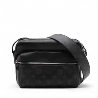 ヴィトン タイガラマ アウトドアメッセンジャーPM M30233 ブラック RFID反応あり