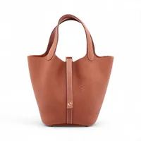 エルメス ピコタンロック18 PM トリヨンクレマンス ゴールド ゴールド金具 K:2025年