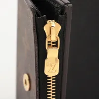 ルイヴィトン モノグラム ジャイアント リバース ポルトフォイユ ゾエ　RFID ルイ・ヴィトン(LOUIS VUITTON)ルイ・ヴィトン ポルトフォイユ