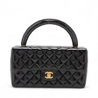 シャネル ココマーク パテントレザー ハンドバッグ レッド ゴールド