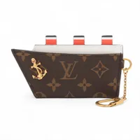 ヴィトン モノグラム クーヴェルテュールパスポール M60180