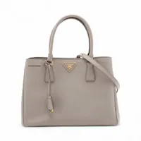 プラダ サフィアーノ レザー 2WAYハンドバッグ グレージュ 1BA164