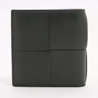 ボッテガヴェネタ マキシイントレチャート レザー コンパクト