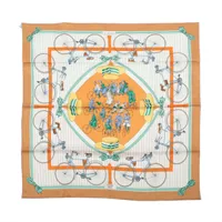 Hermès グラン・マネージュ・デタイユ　カレ70 シルクスカーフ カレ 70 《グラン・マネージュ・デタイユ》 - グリーン | Hermès