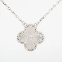 ヴァンクリーフ&アーペル ヴィンテージアルハンブラ ギョーシェ