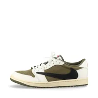 ナイキ×トラヴィススコット AIR JORDAN 1 LOW OG SP ヌバックレザー 